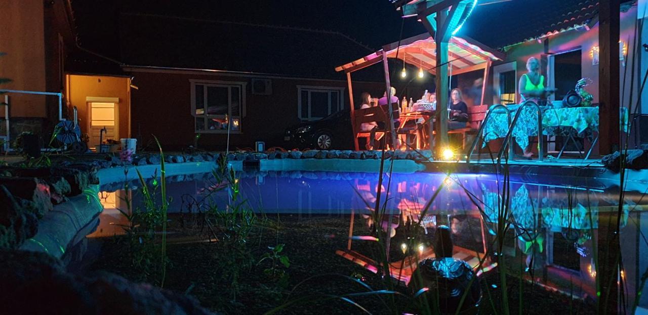 Grevia Apartmanok Poroszló エクステリア 写真